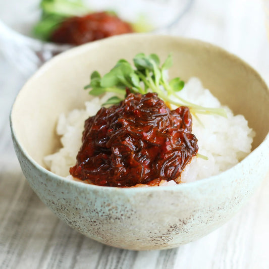 Mozuku kimchi with the specialties of a long-established kimchi store in Okinawa