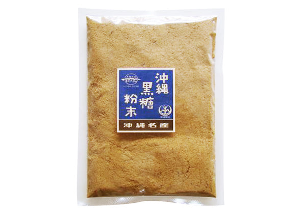 料理に自然のコクをもたらす優れもの 沖縄黒糖粉末（400gx2袋入り)